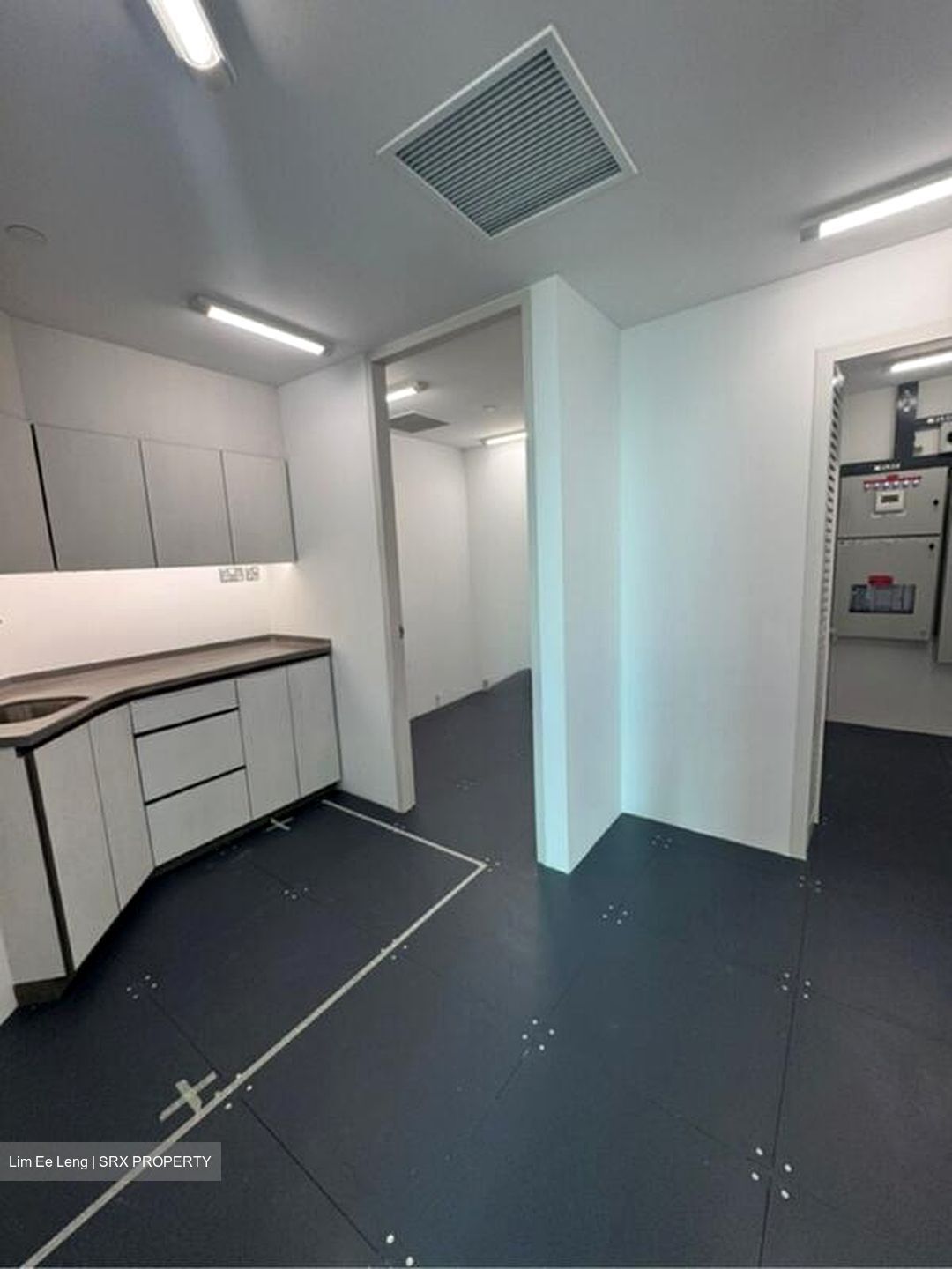 Hub Synergy Point (D2), Office #497539751